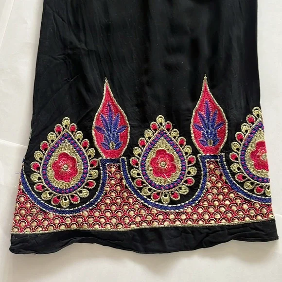 COPY - Ethnic Wear Handmade Indian Ultra Wide Leg Pants Embroidered stretchy on… - Picture 3 of 12